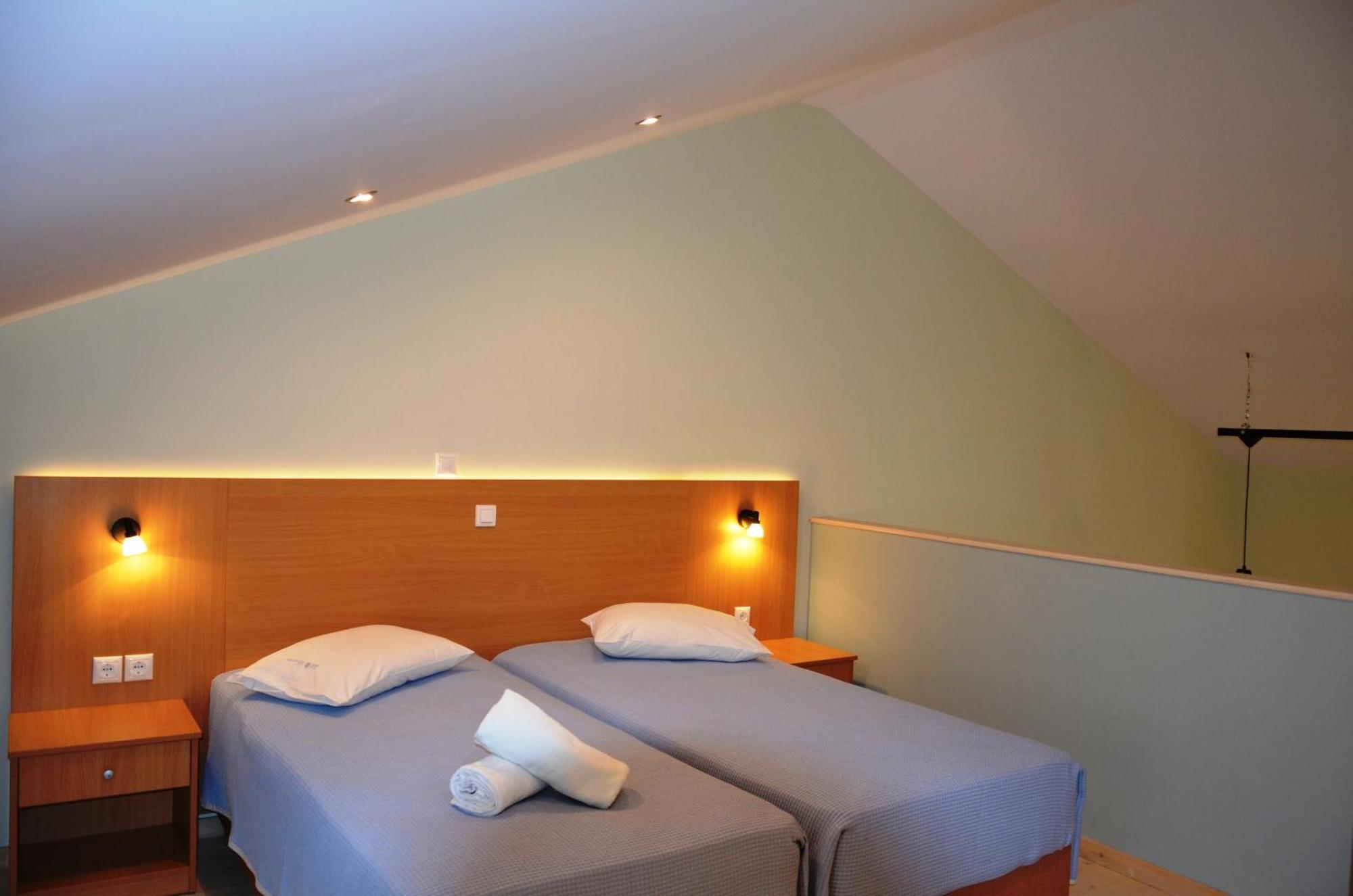 Apolafsi Aparthotel Lixouri Exteriör bild