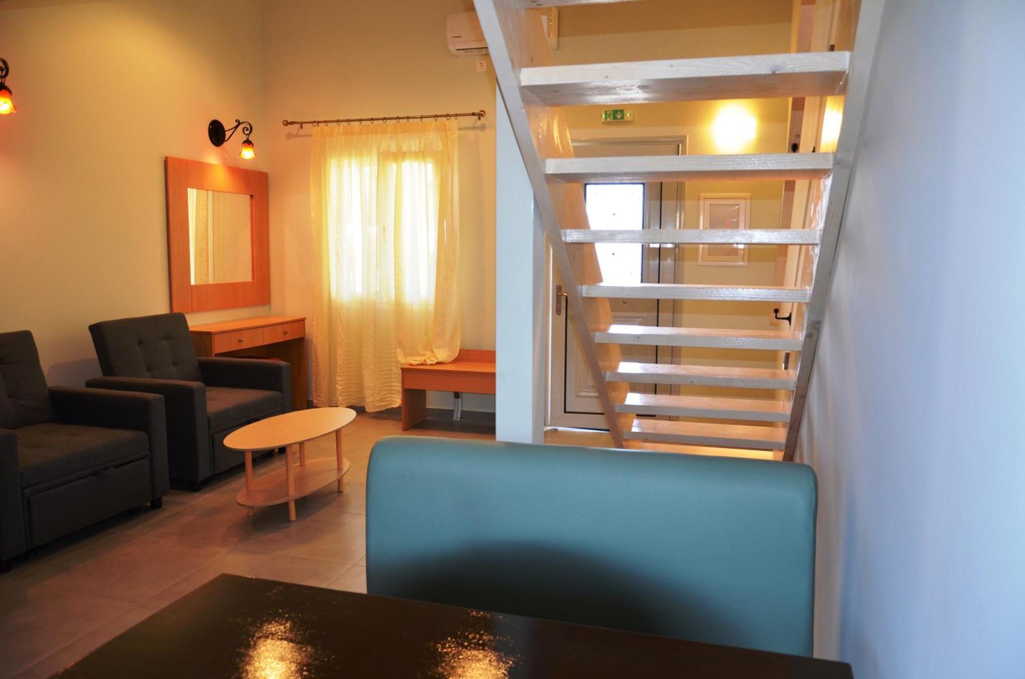 Apolafsi Aparthotel Lixouri Exteriör bild